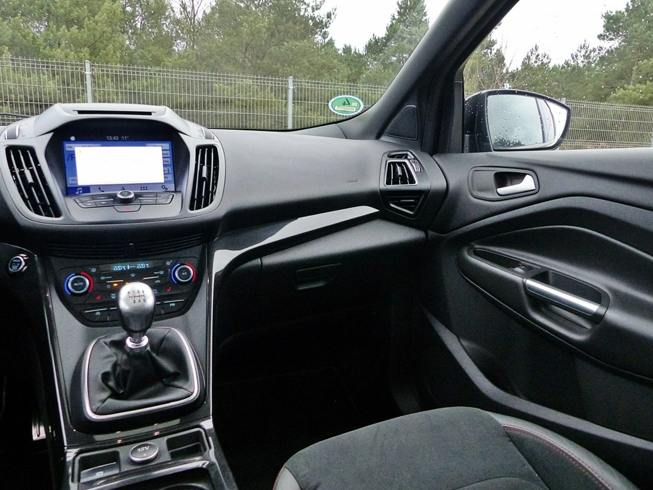 Ford Kuga - Zdjęcie 36