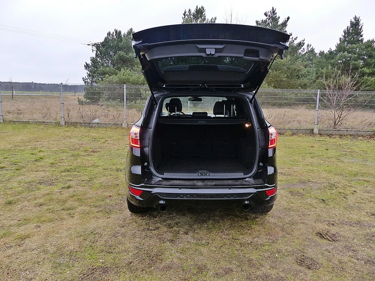 Ford Kuga - Zdjęcie 8