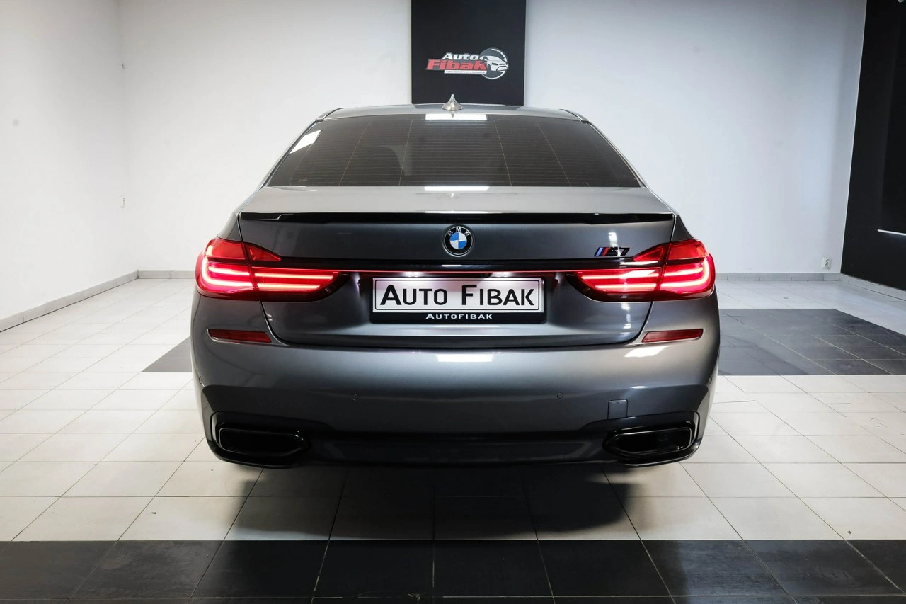 BMW 740 - Zdjęcie 11