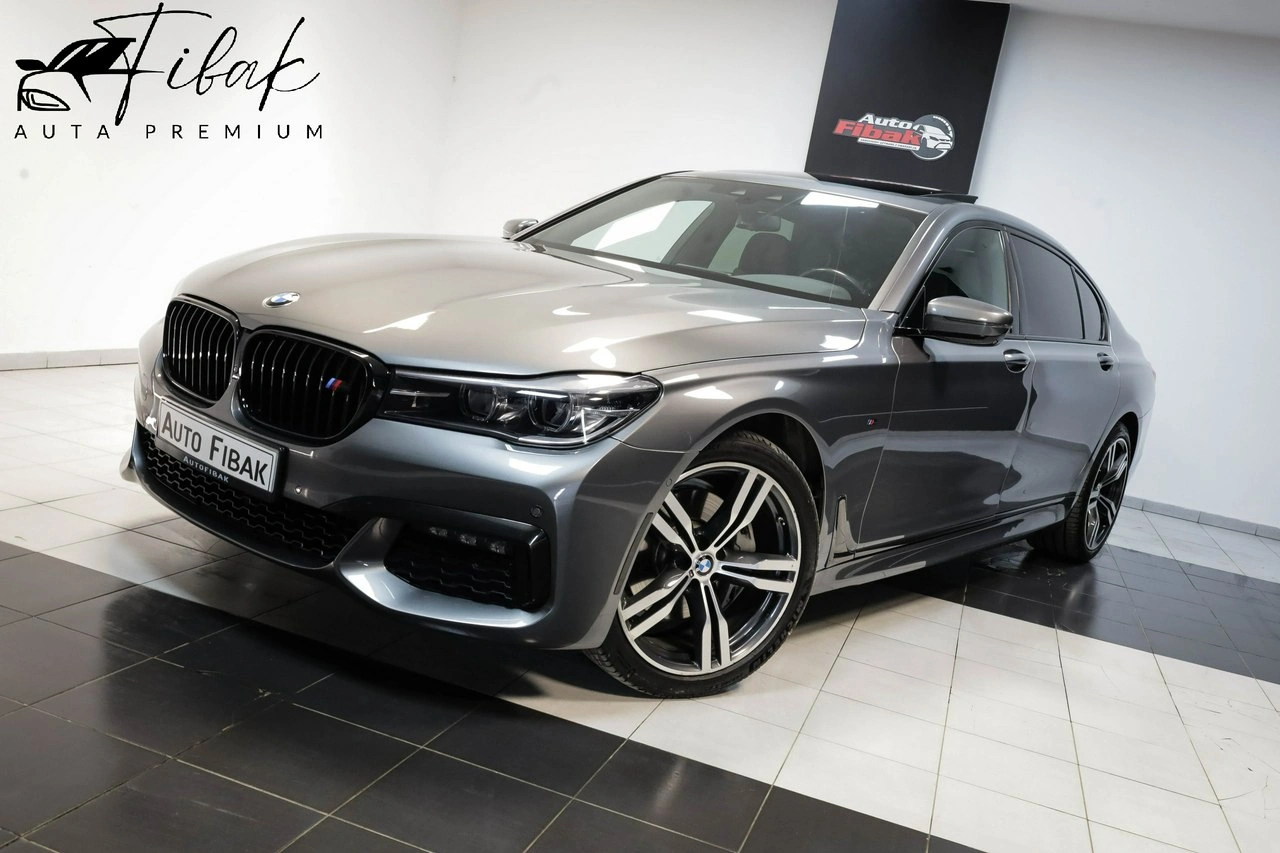 BMW 740 - Główne zdjęcie