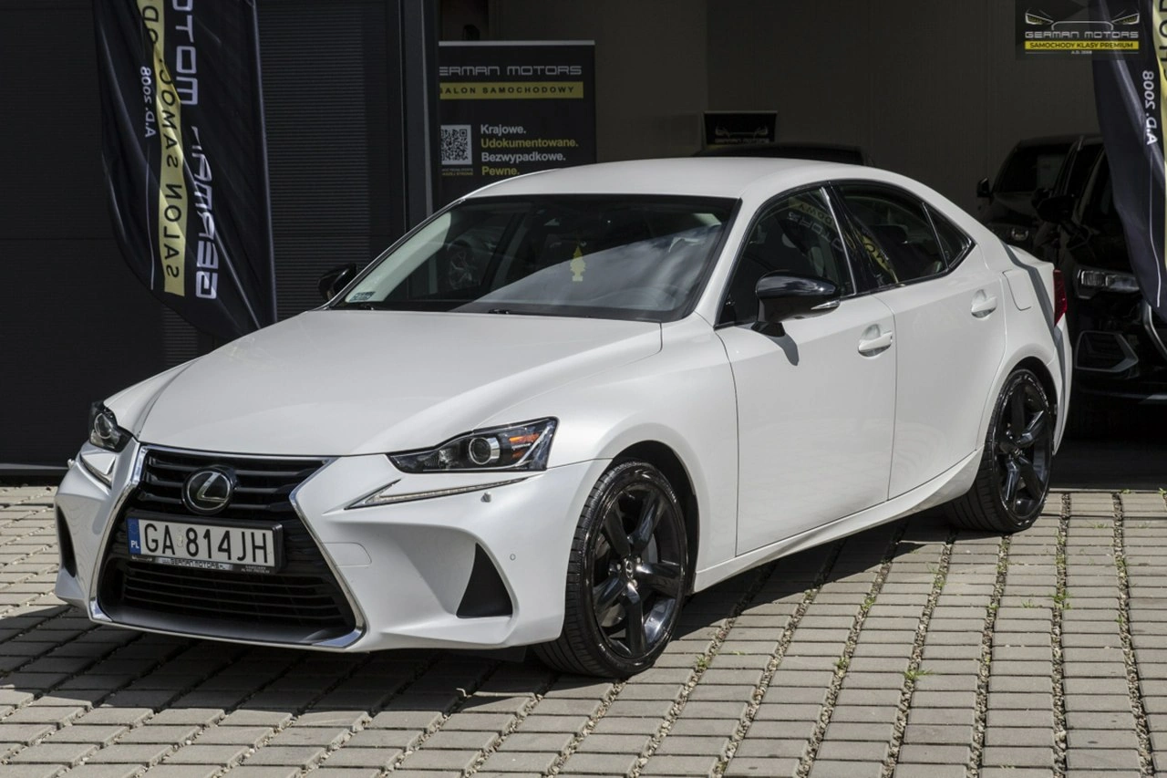 Lexus IS - Zdjęcie 10