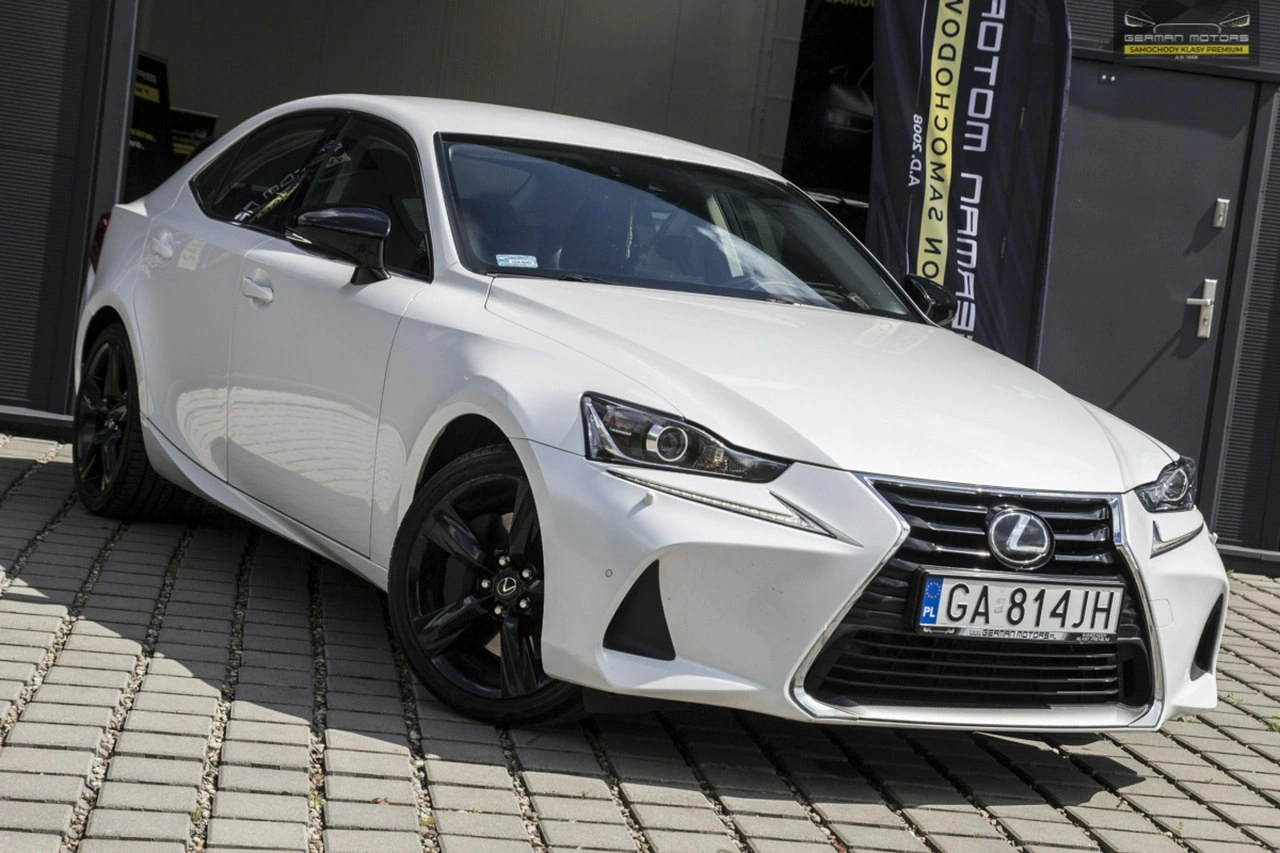 Lexus IS - Zdjęcie 2
