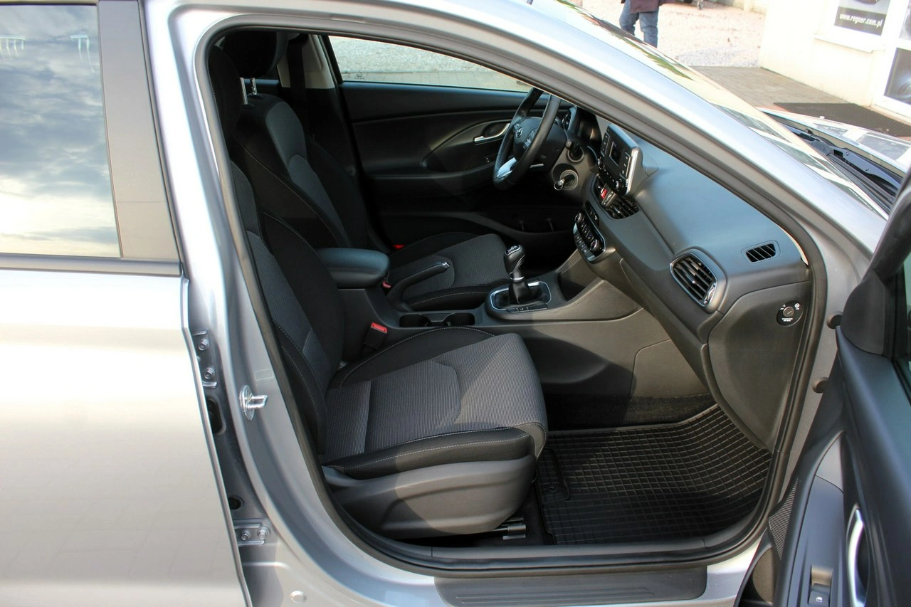 Hyundai i30 - Zdjęcie 11