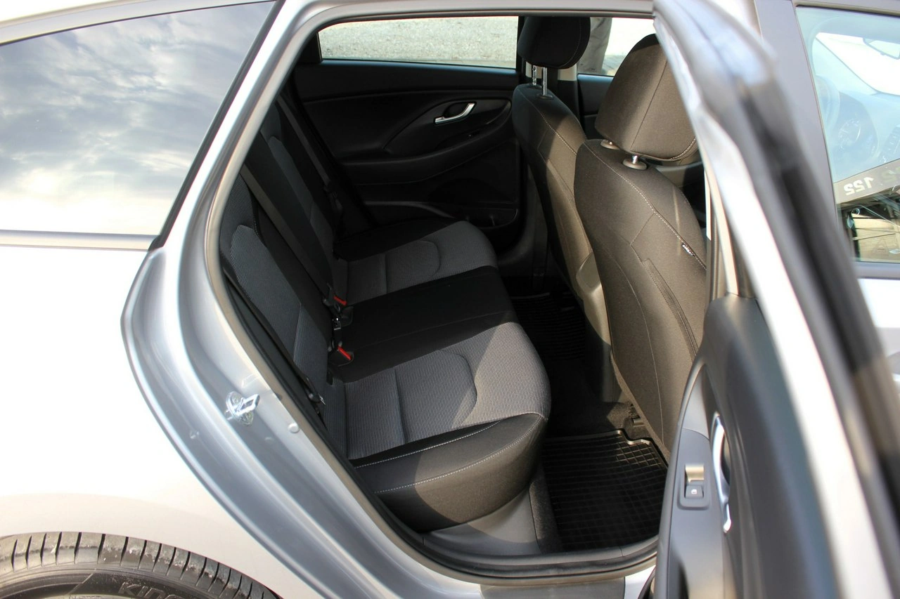 Hyundai i30 - Zdjęcie 12