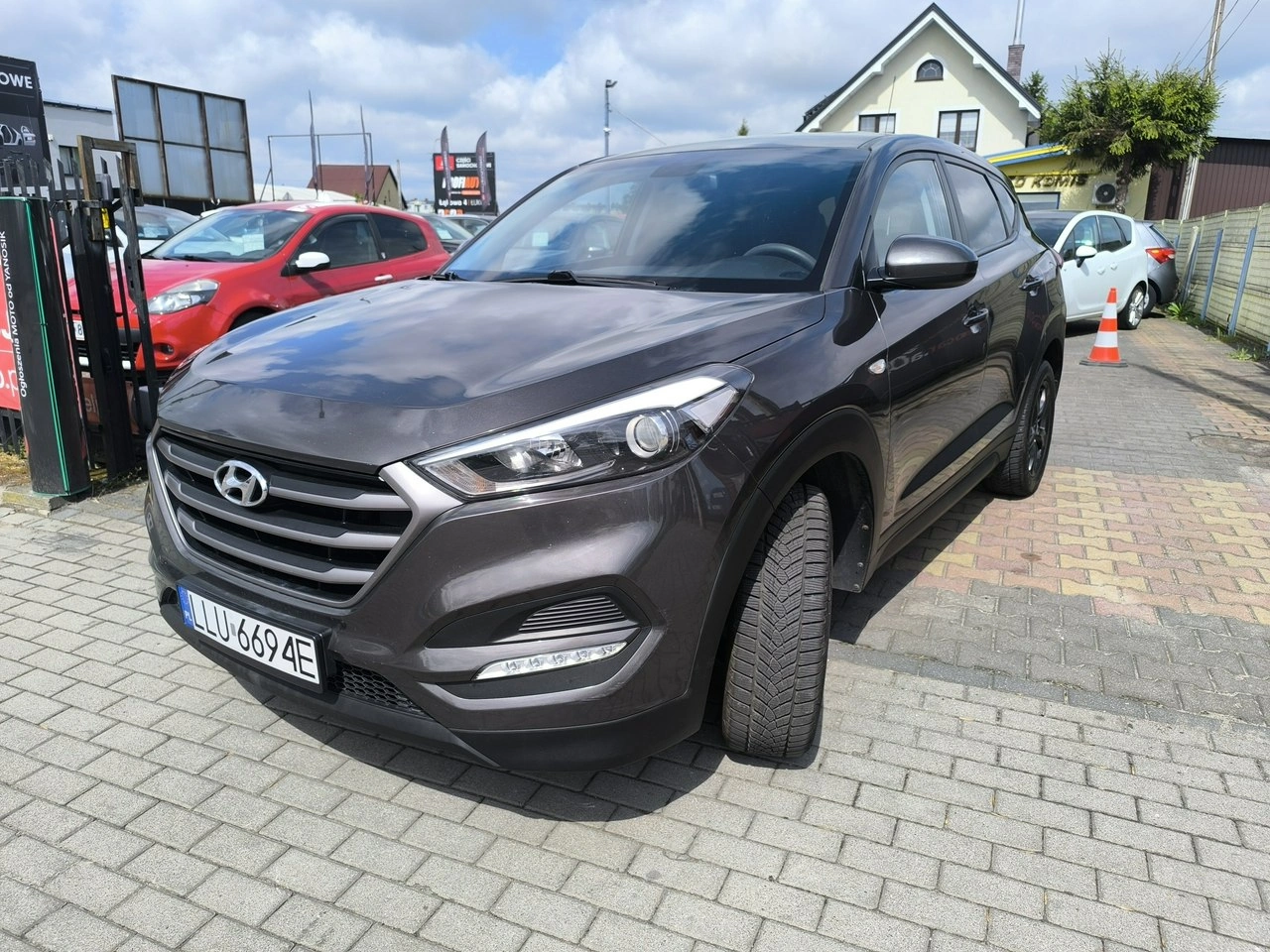 Hyundai Tucson - Zdjęcie 9