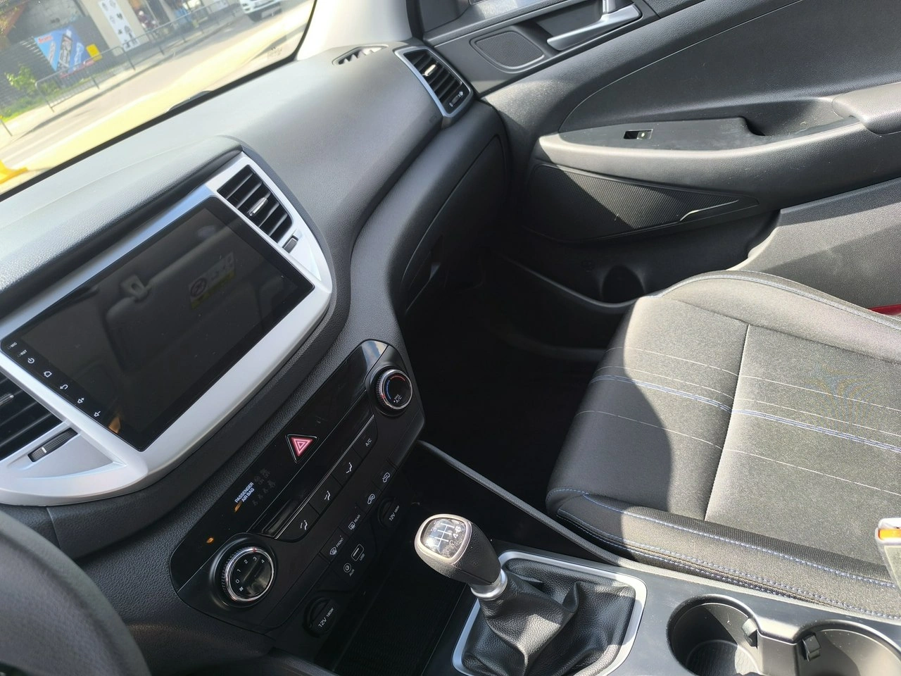 Hyundai Tucson - Zdjęcie 14