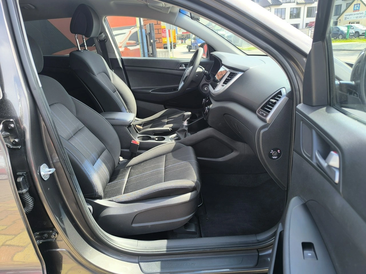 Hyundai Tucson - Zdjęcie 21