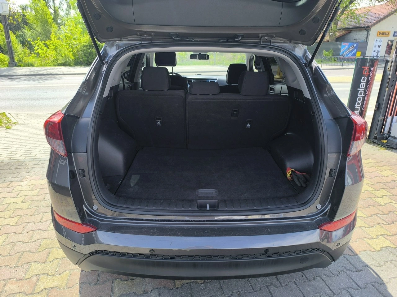 Hyundai Tucson - Zdjęcie 23