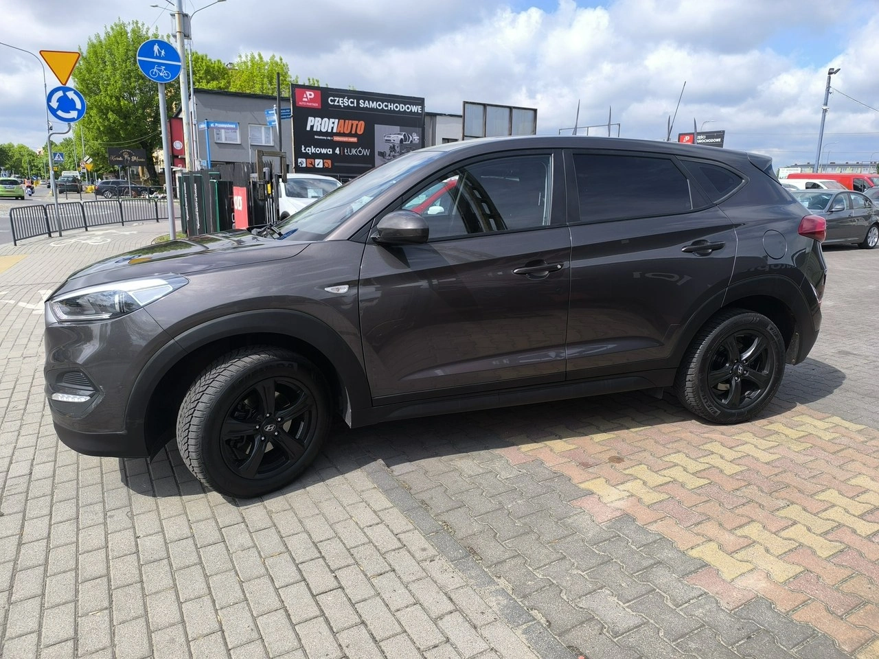 Hyundai Tucson - Zdjęcie 8