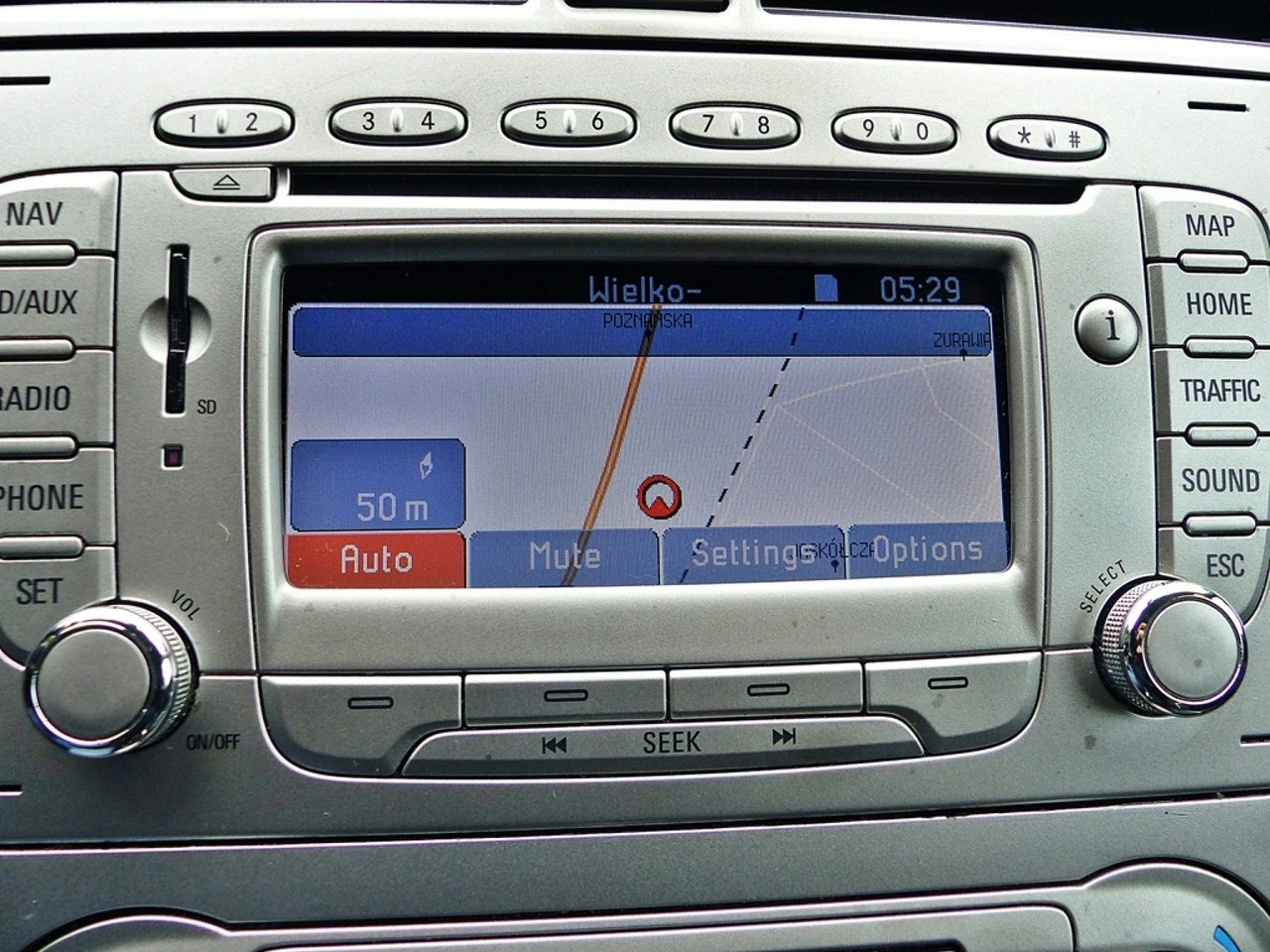 Ford Kuga - Zdjęcie 38