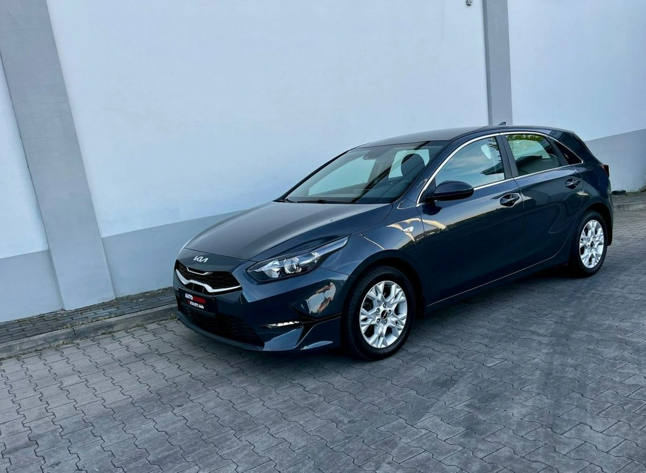 Kia Ceed - Zdjęcie 20