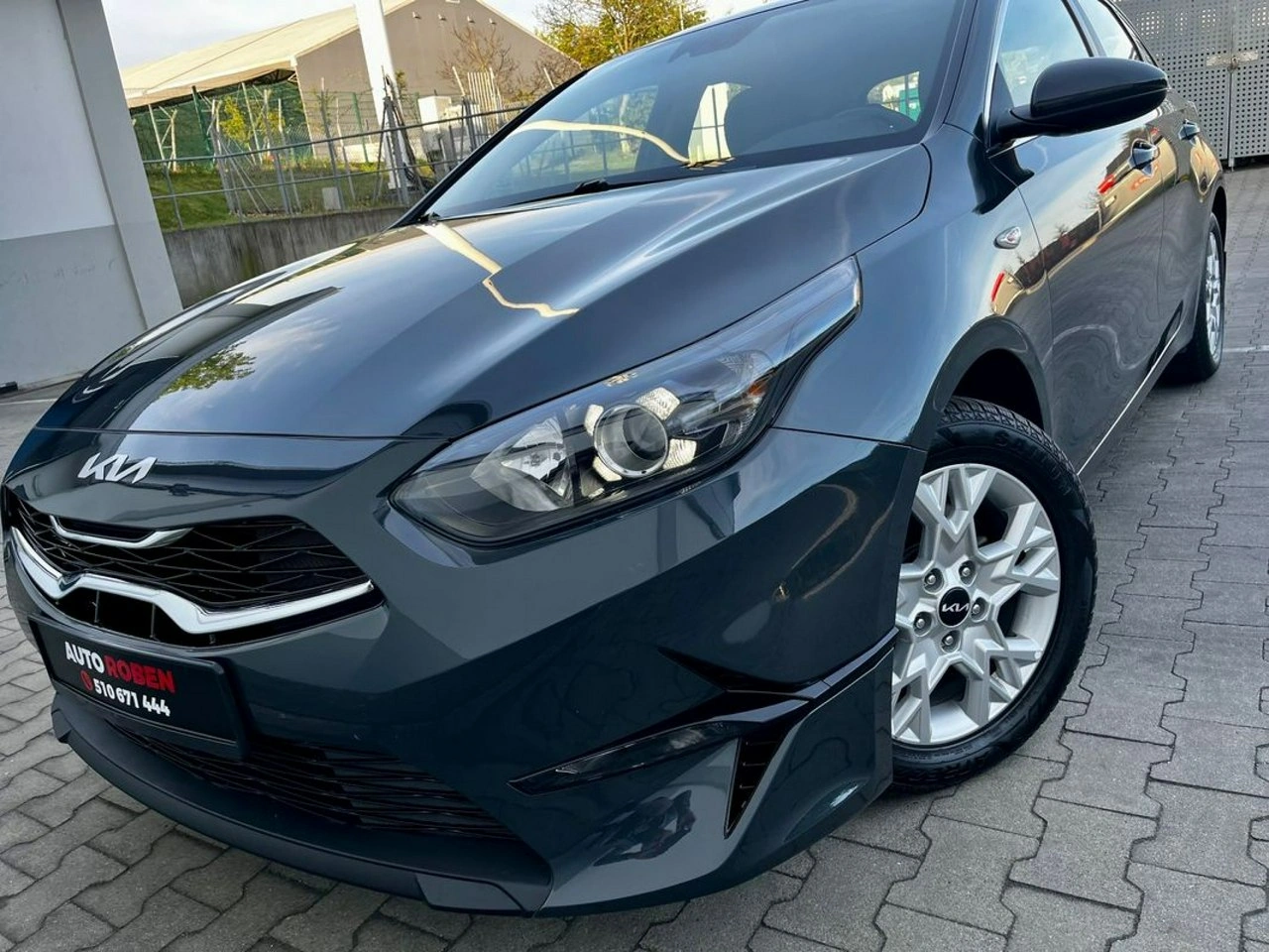 Kia Ceed - Zdjęcie 24