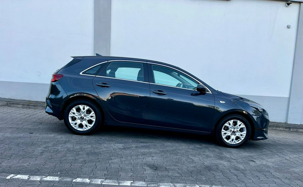 Kia Ceed - Zdjęcie 25