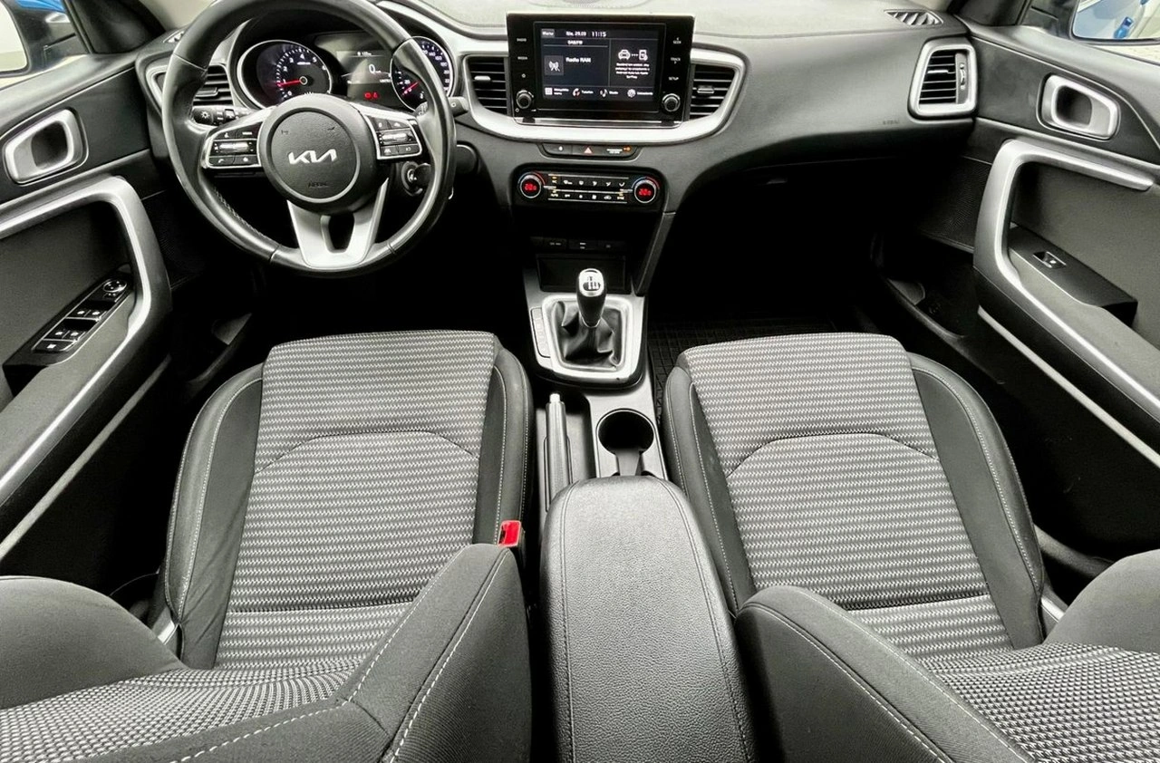 Kia Ceed - Zdjęcie 6