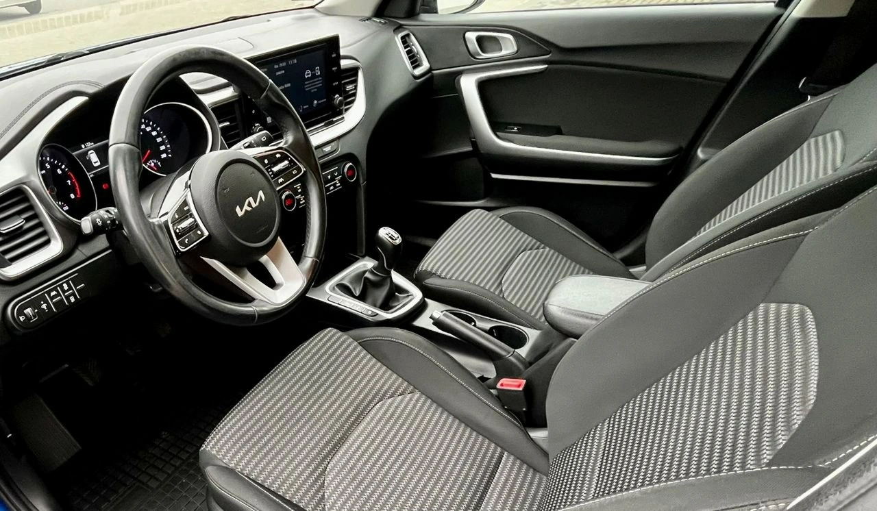 Kia Ceed - Zdjęcie 7