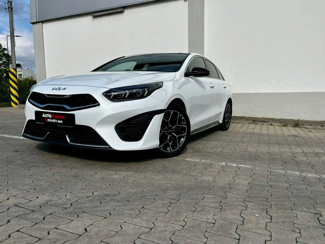 Kia Pro_cee'd - Zdjęcie 17