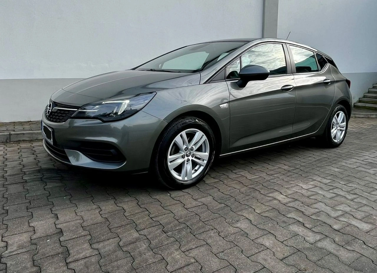Opel Astra - Zdjęcie 10