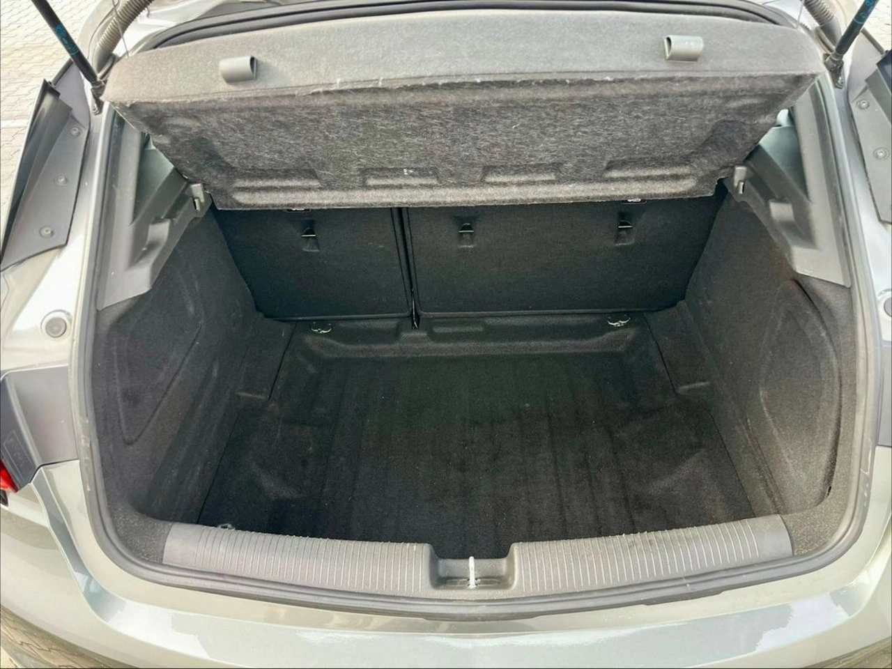 Opel Astra - Zdjęcie 20