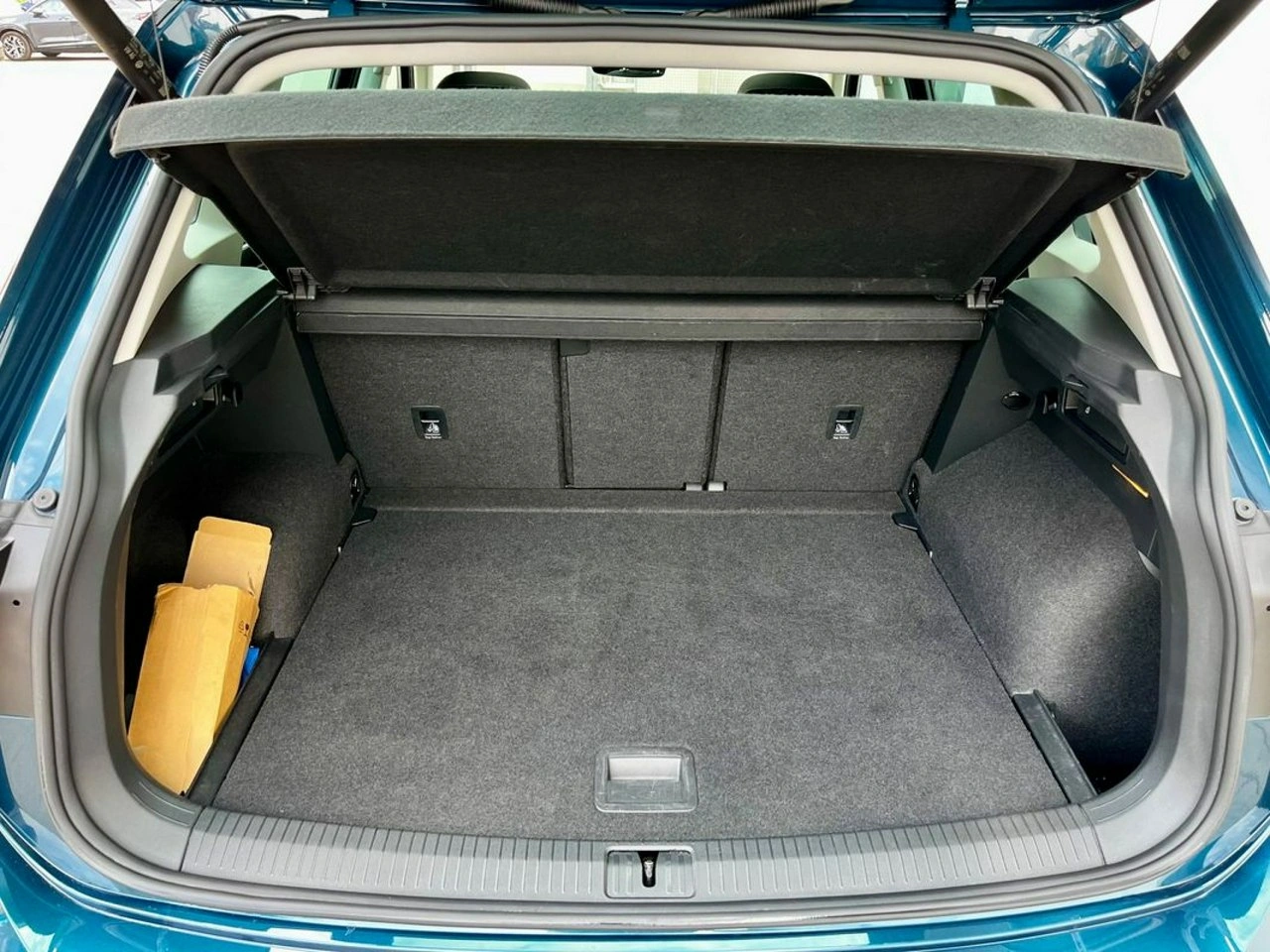 Volkswagen Tiguan - Zdjęcie 21