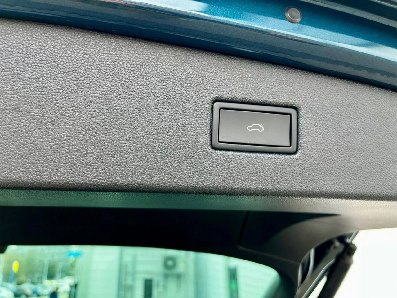Volkswagen Tiguan - Zdjęcie 22