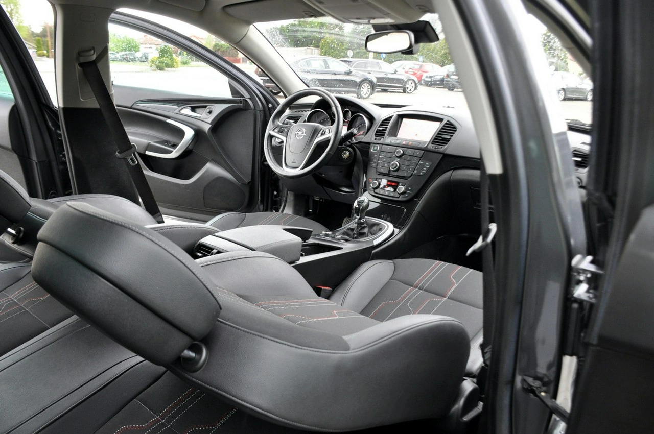 Opel Insignia - Zdjęcie 22