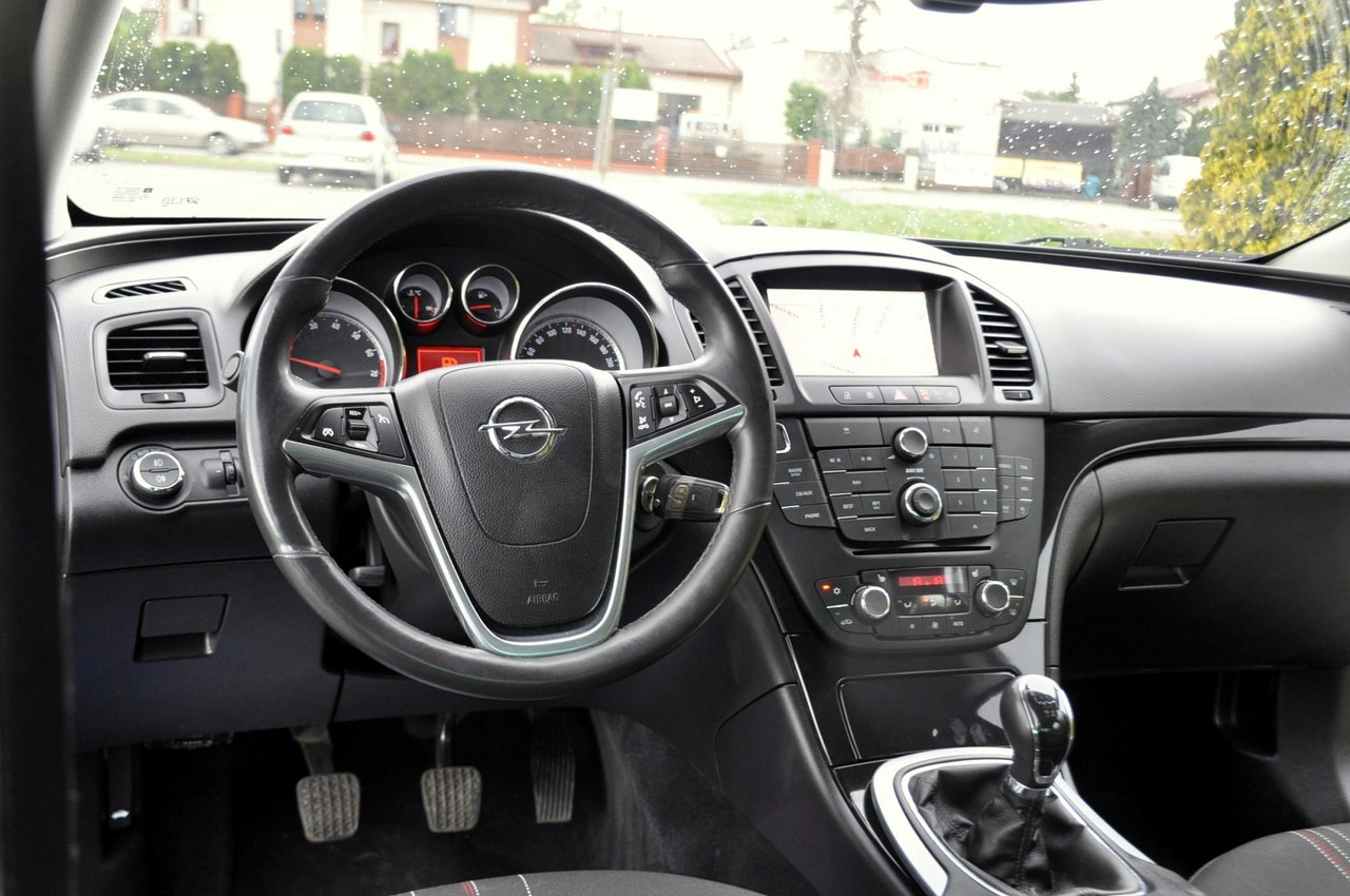 Opel Insignia - Zdjęcie 28