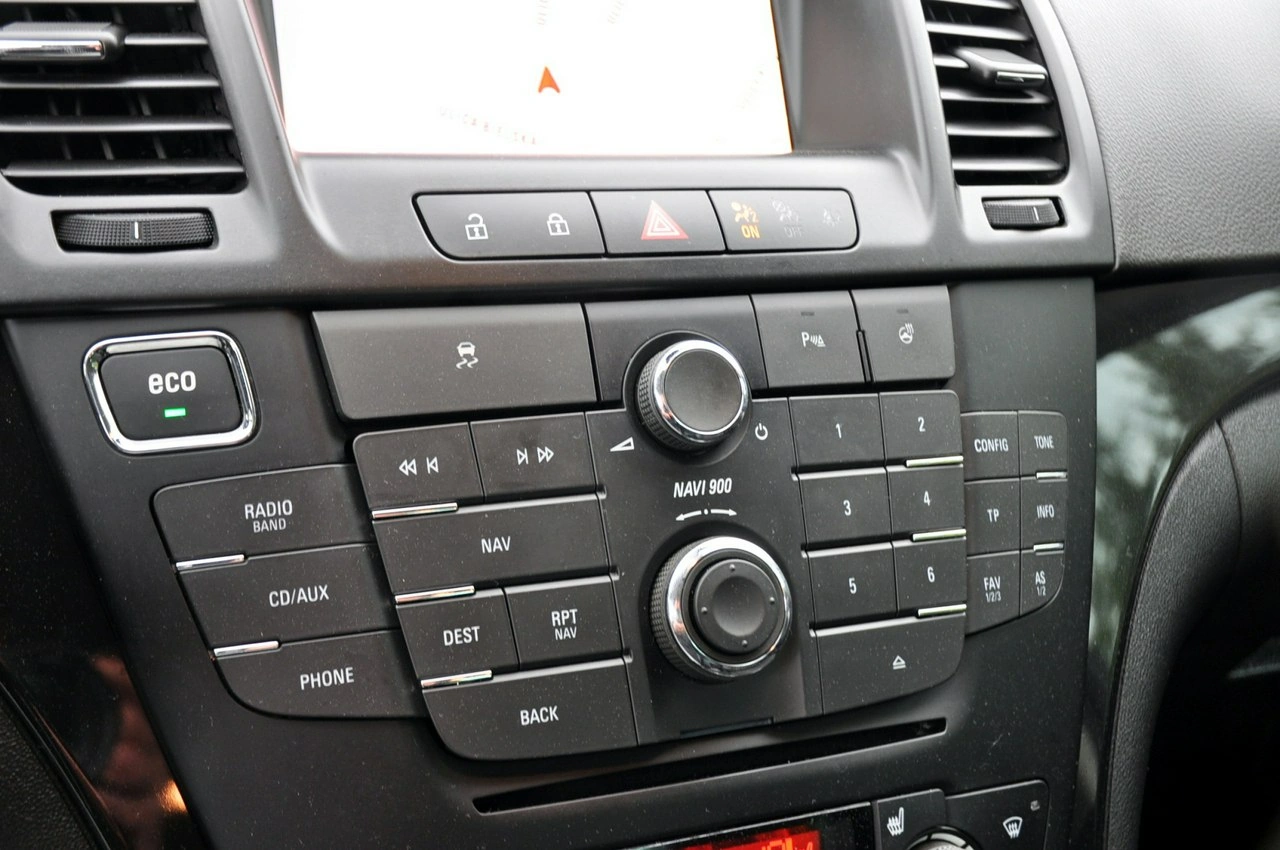 Opel Insignia - Zdjęcie 30