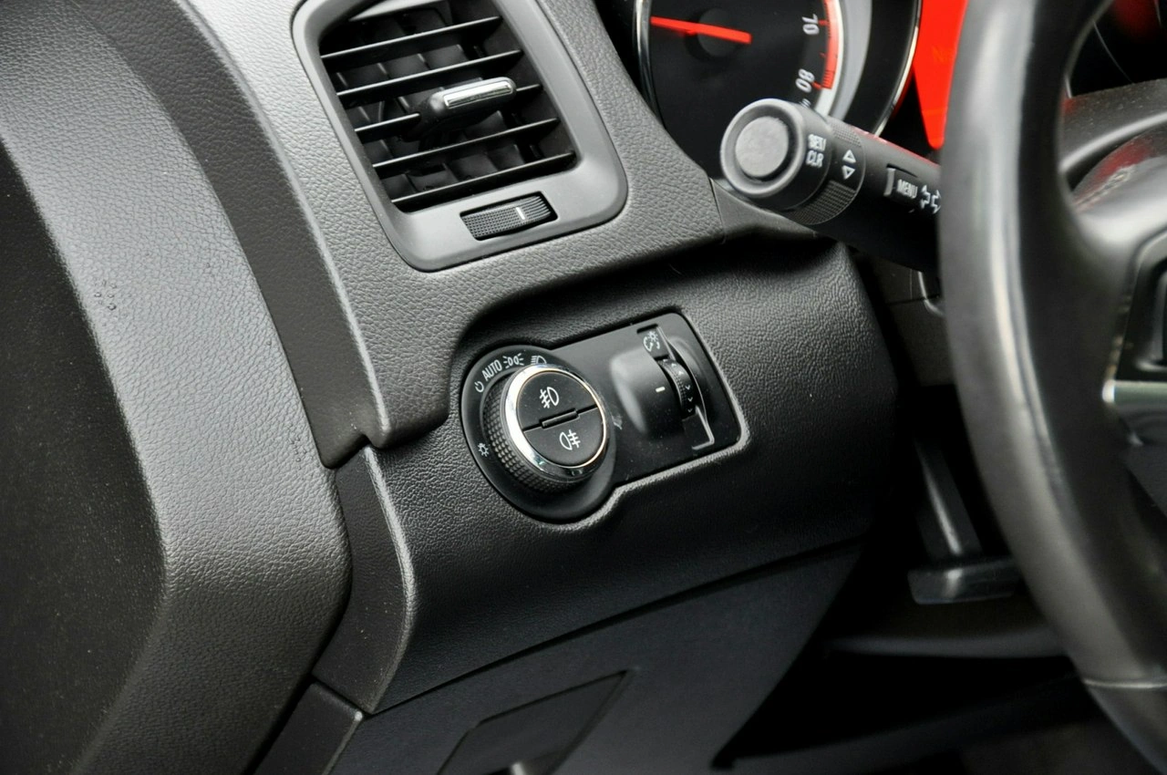 Opel Insignia - Zdjęcie 35