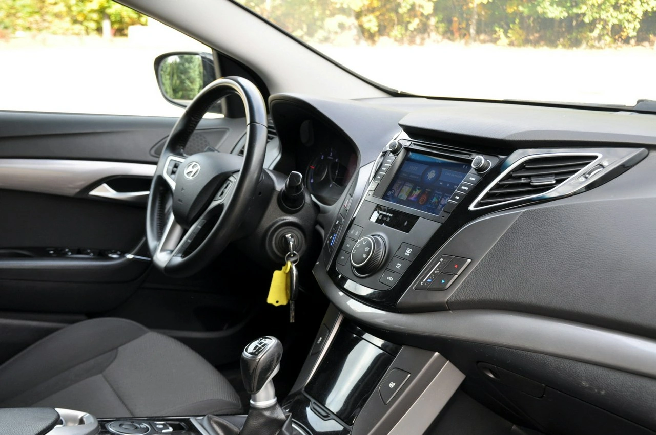 Hyundai i40 - Zdjęcie 17