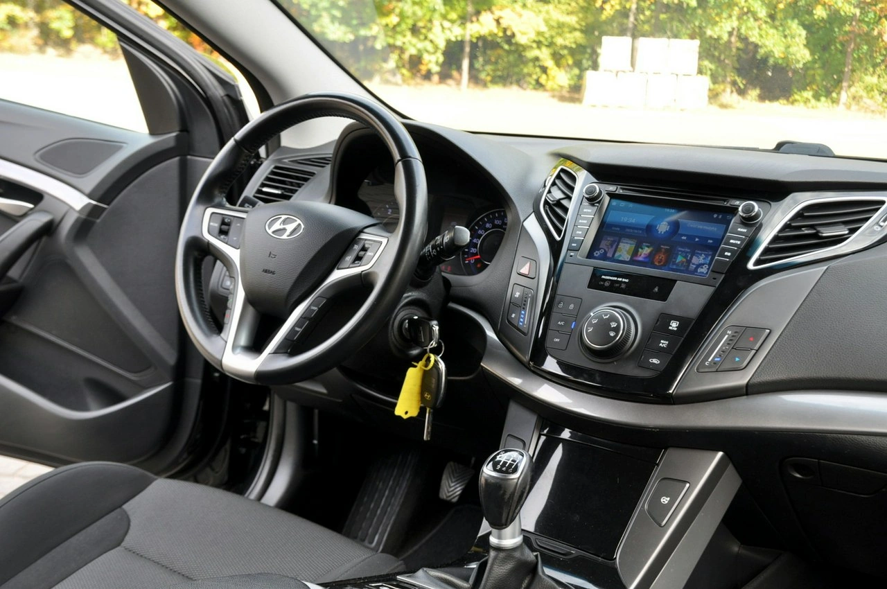 Hyundai i40 - Zdjęcie 24