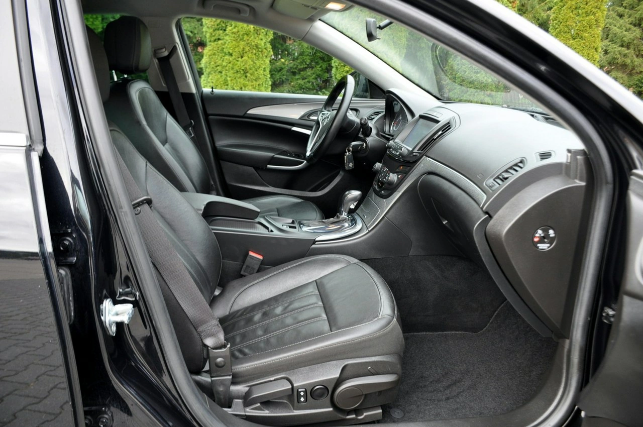 Opel Insignia - Zdjęcie 16