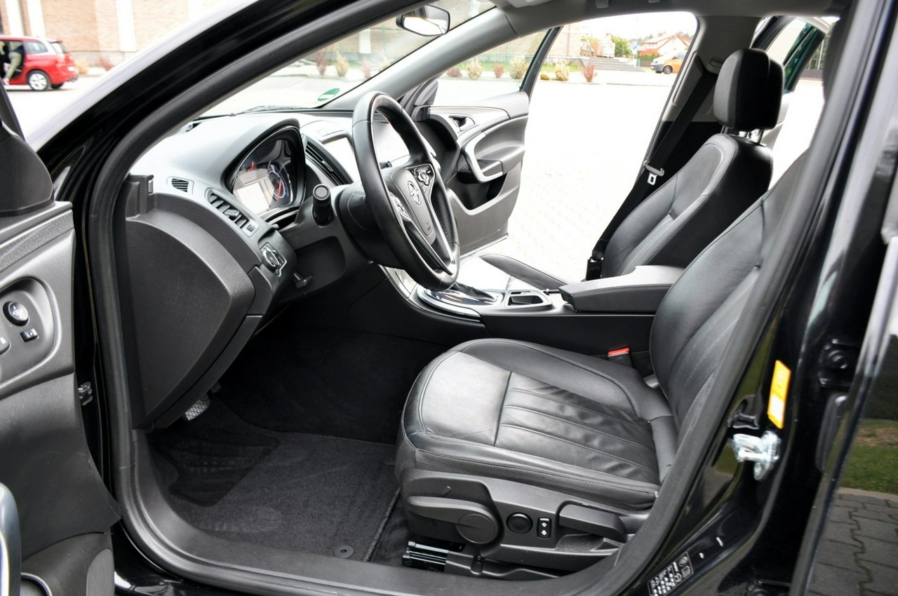Opel Insignia - Zdjęcie 20