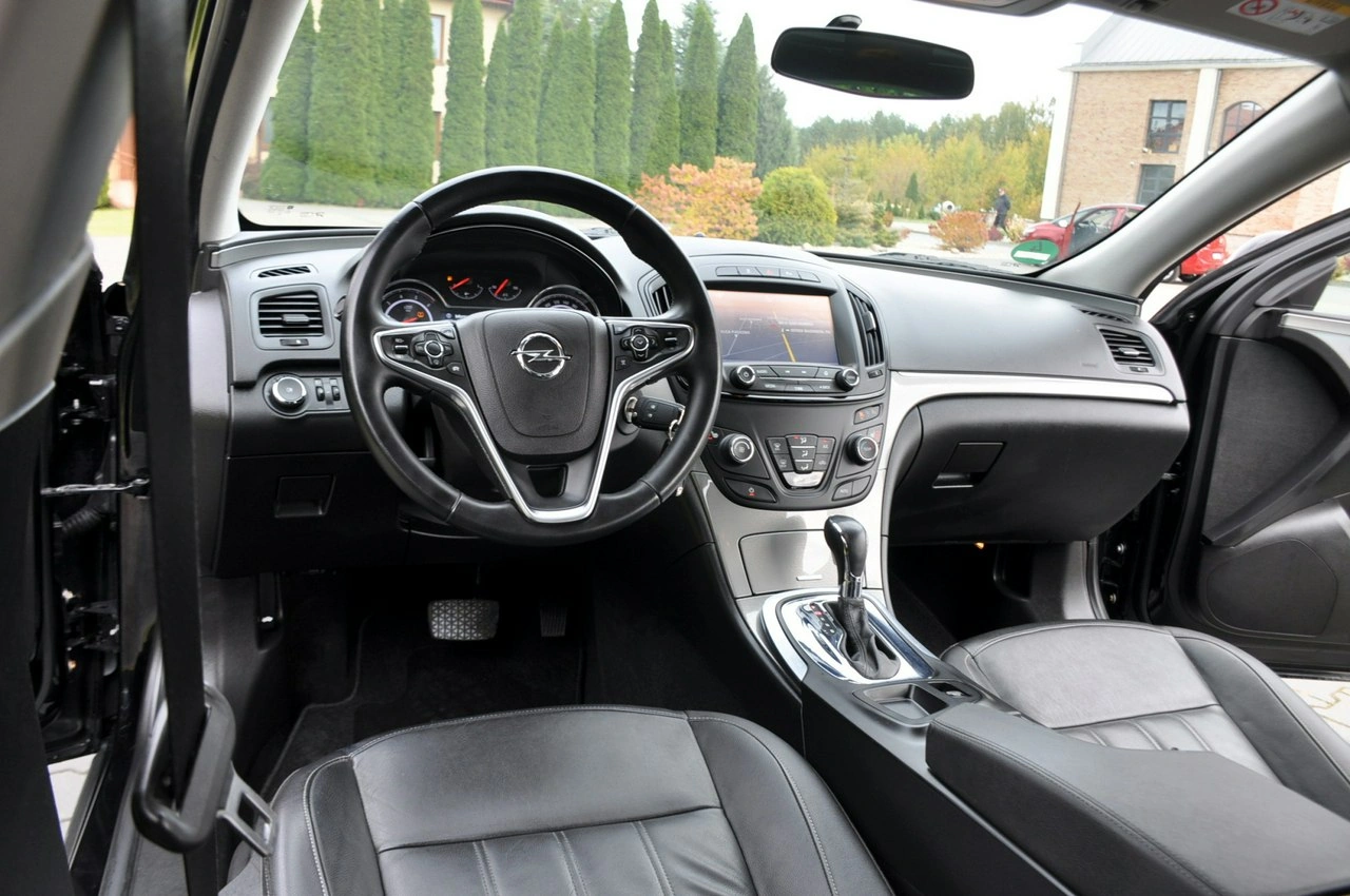 Opel Insignia - Zdjęcie 27