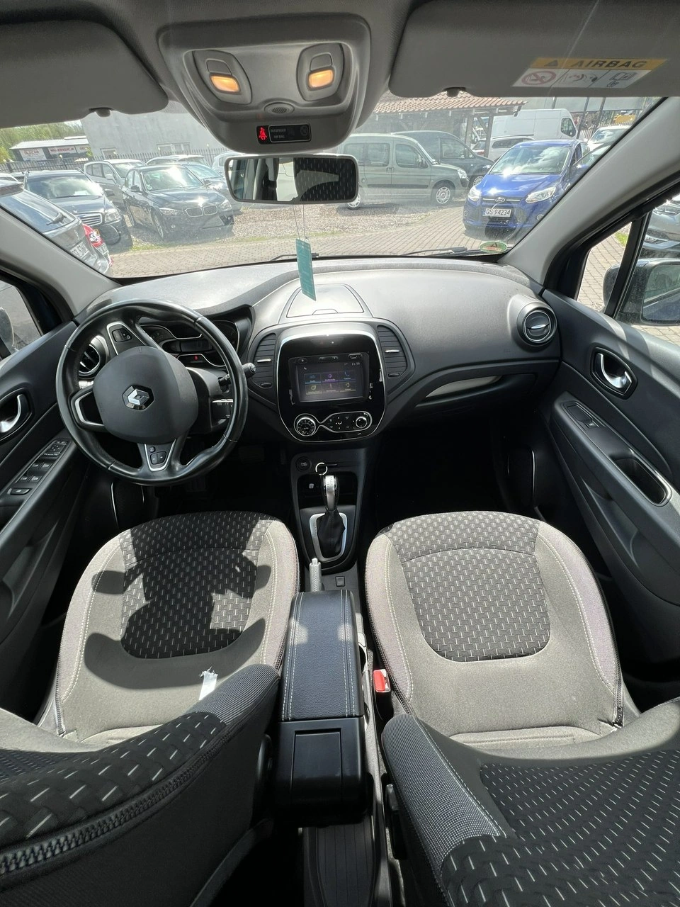 Renault Captur - Zdjęcie 11