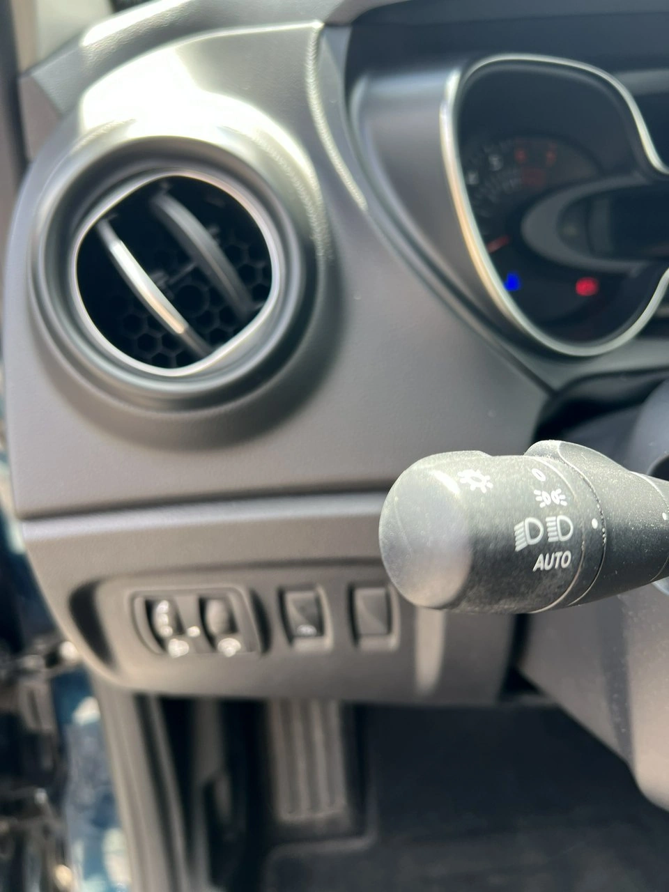 Renault Captur - Zdjęcie 20