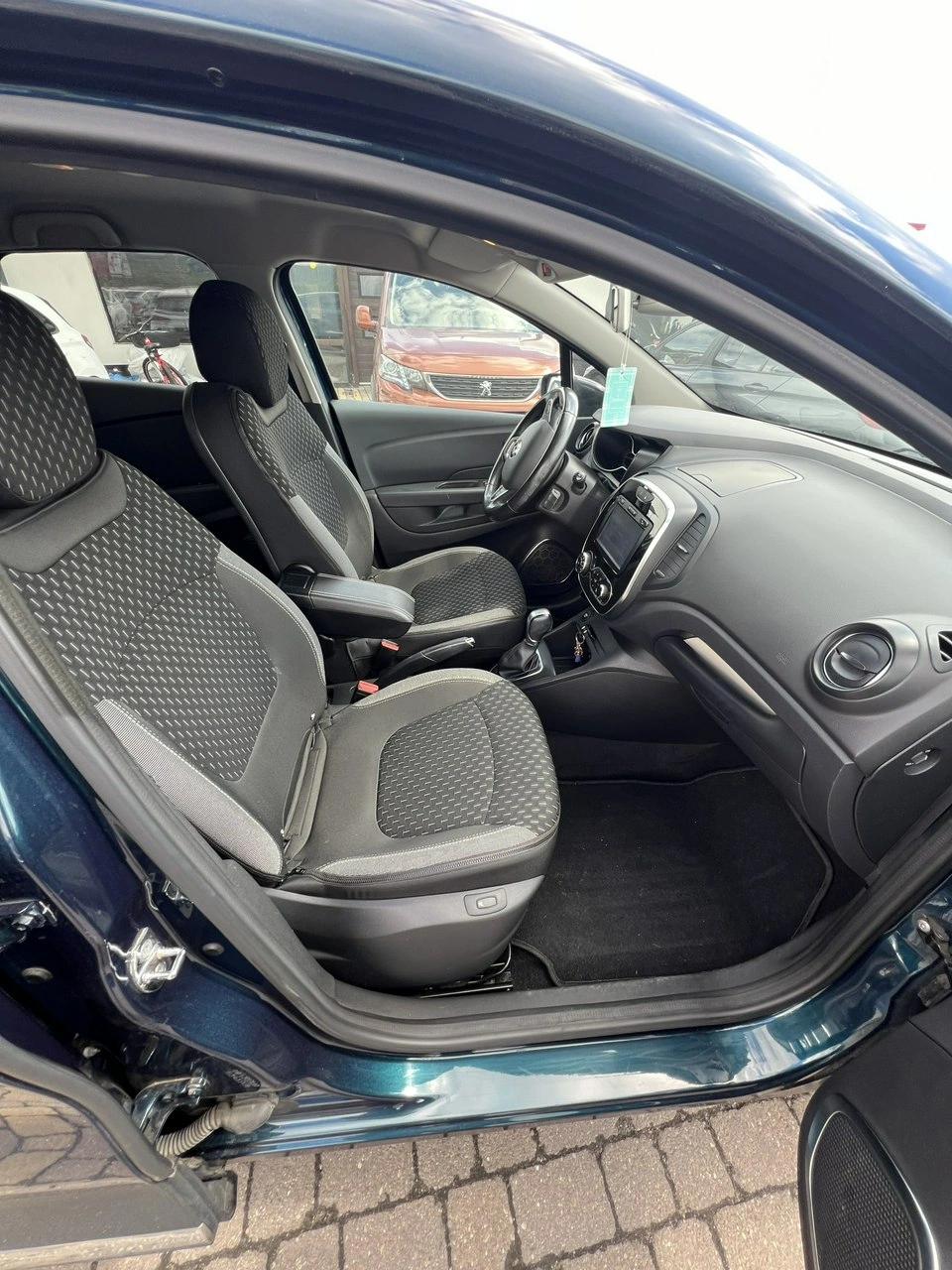 Renault Captur - Zdjęcie 6