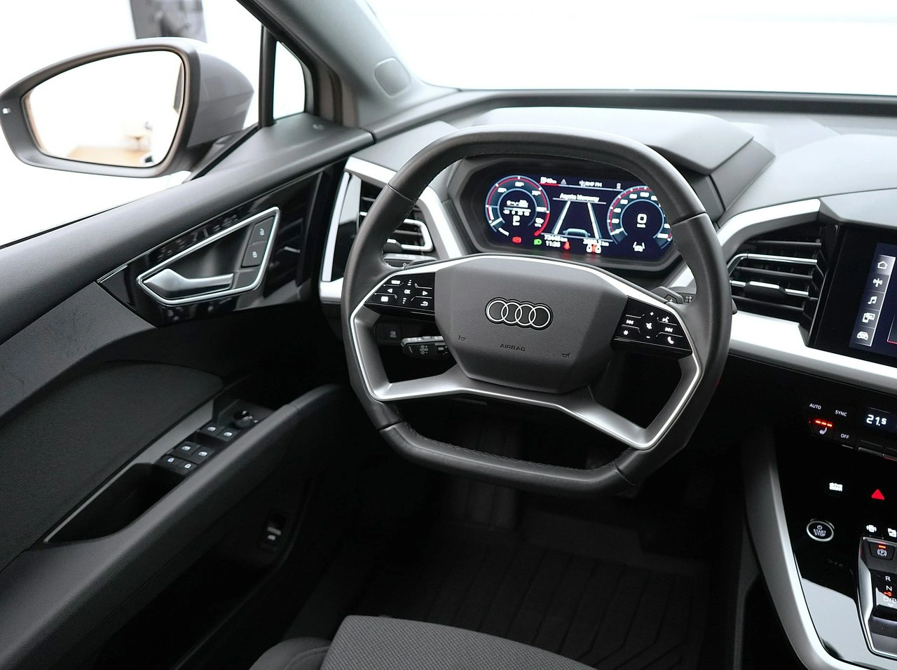 Audi Q4 e-tron - Zdjęcie 21