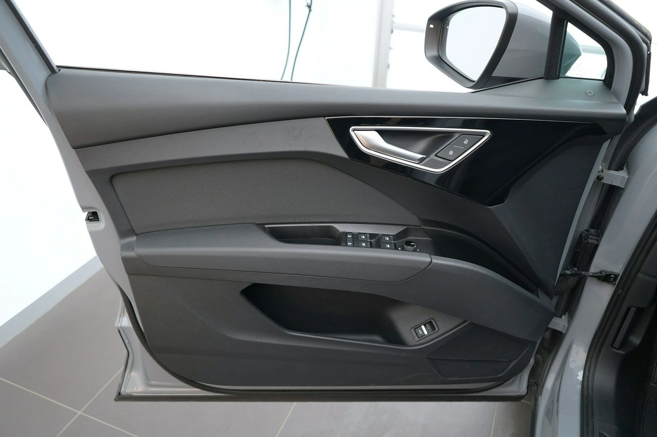Audi Q4 e-tron - Zdjęcie 10