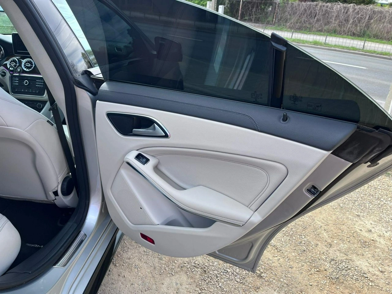 Mercedes CLA 45 AMG - Zdjęcie 25
