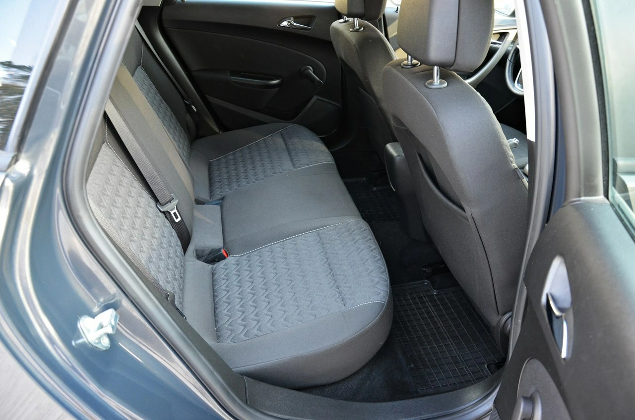 Opel Astra - Zdjęcie 32