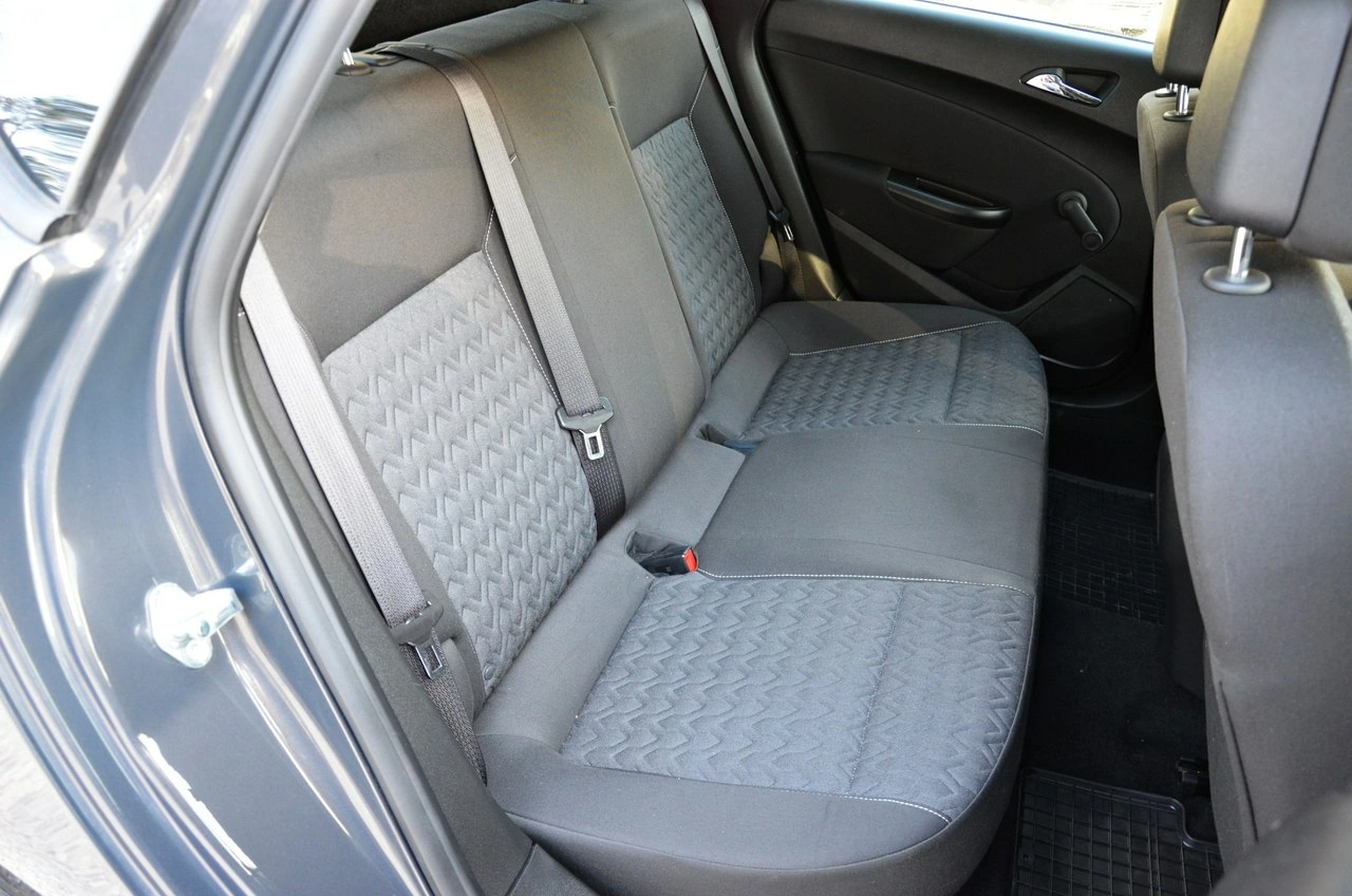 Opel Astra - Zdjęcie 33