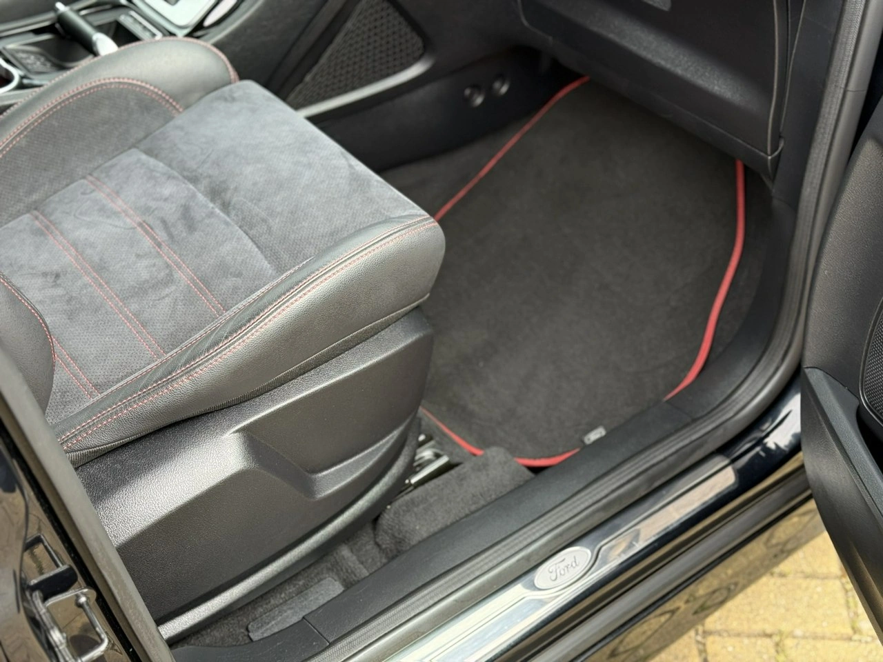 Ford S-Max - Zdjęcie 8