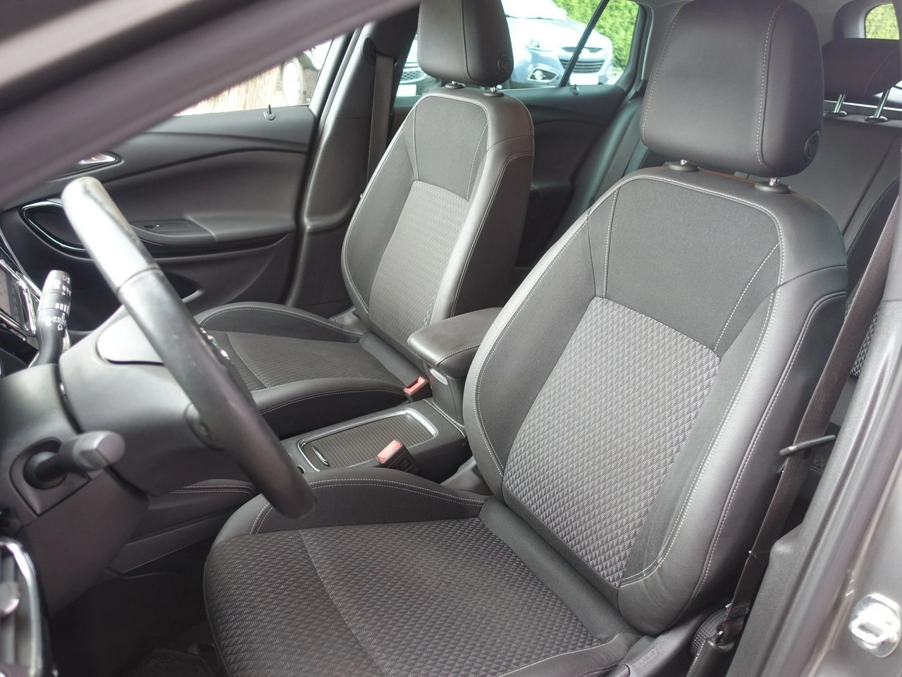 Opel Astra - Zdjęcie 10