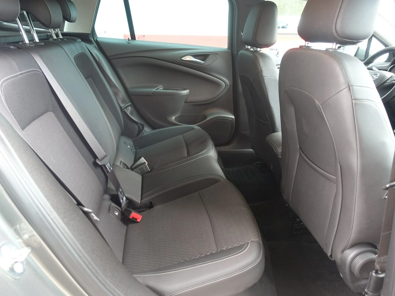 Opel Astra - Zdjęcie 16