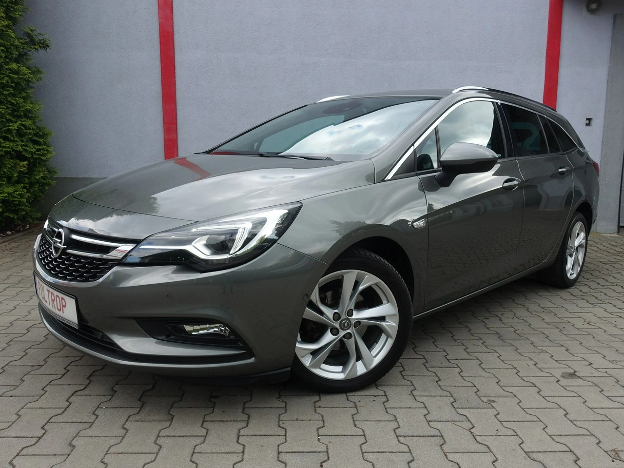 Opel Astra - Zdjęcie 1