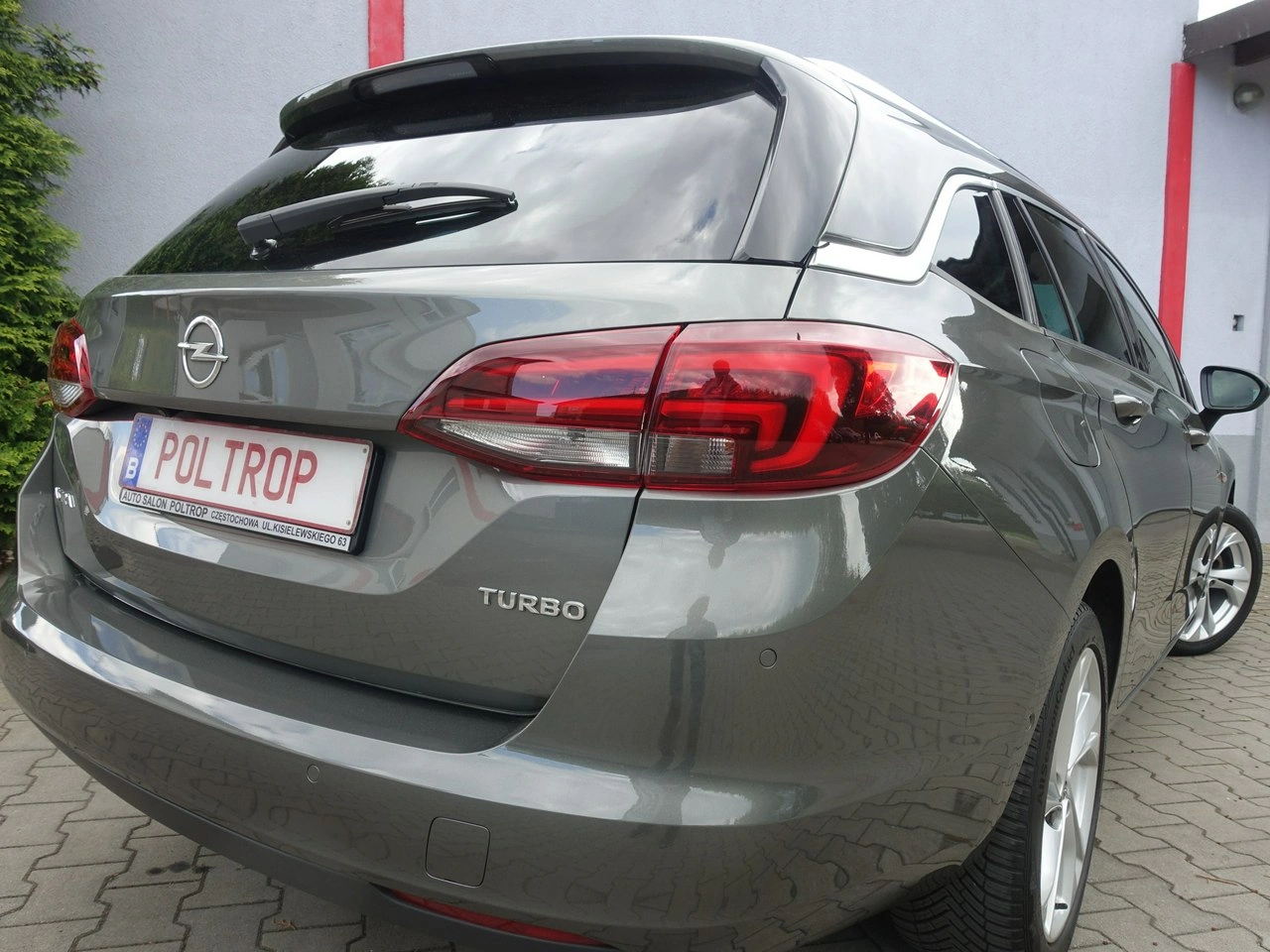 Opel Astra - Zdjęcie 6