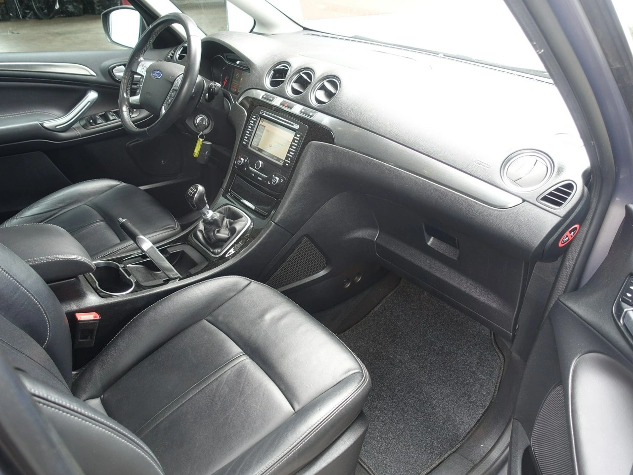 Ford S-Max - Zdjęcie 12