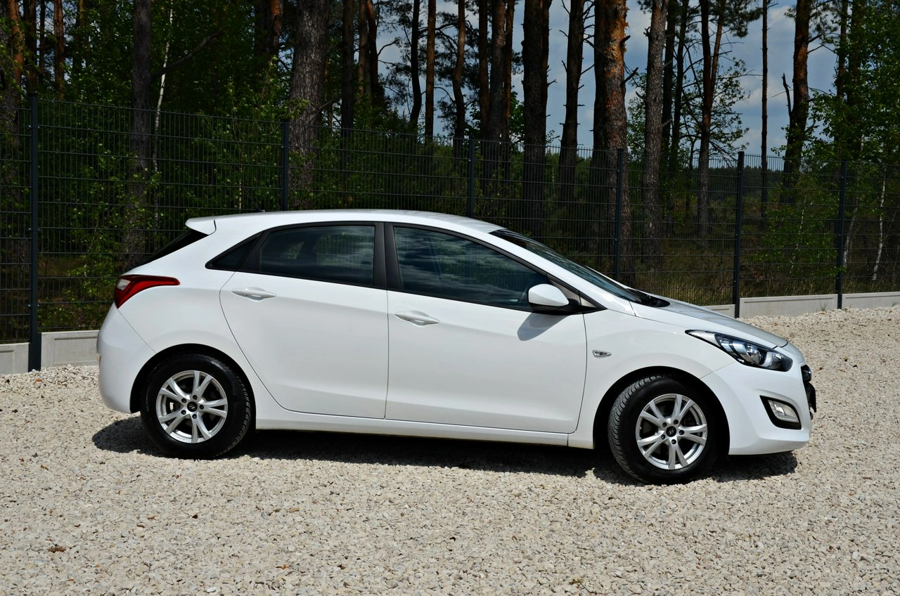 Hyundai i30 - Zdjęcie 17