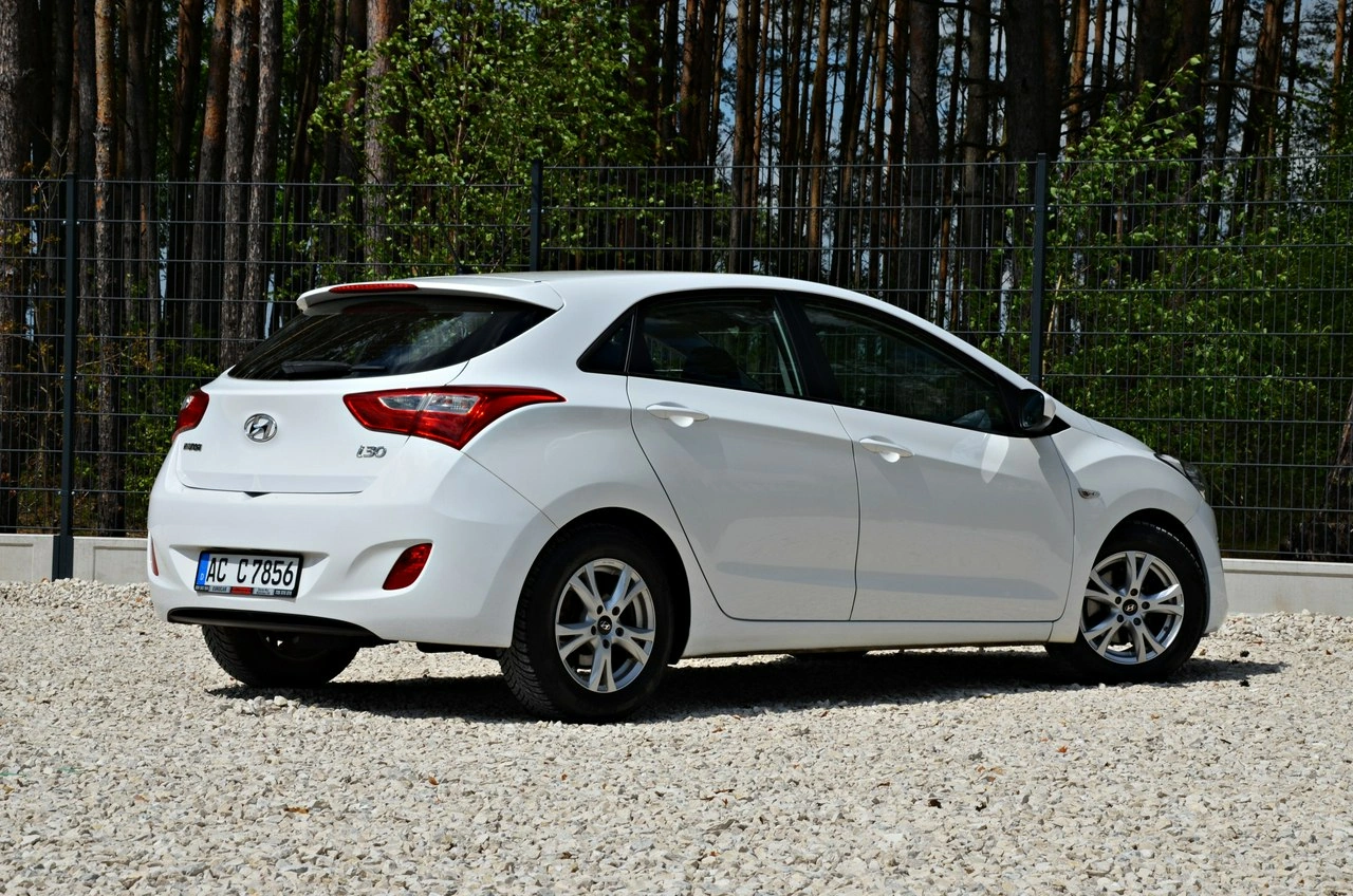 Hyundai i30 - Zdjęcie 22