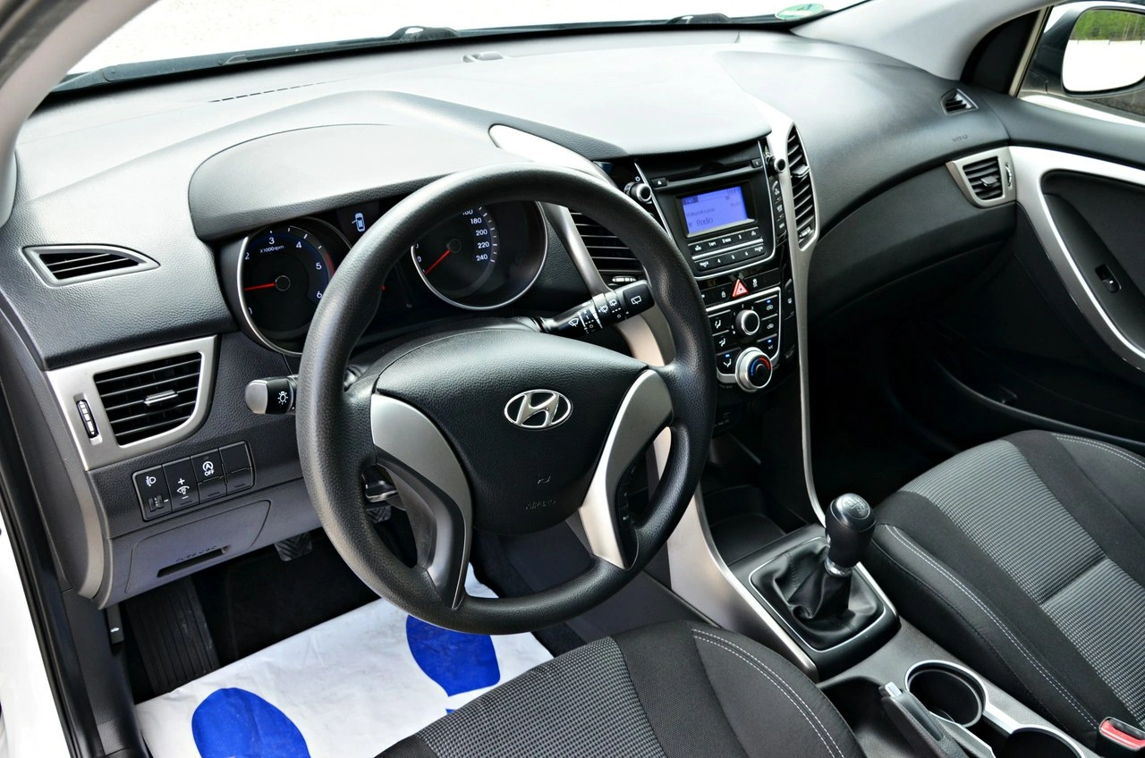 Hyundai i30 - Zdjęcie 28
